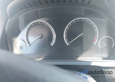 2011 BMW 750Li z USA, uszkodzony, nr VIN WBAKB8C52BCY66290